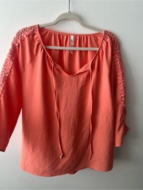 Women's Coral Crochet-Sleeve Peasant Blouse